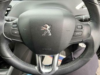 Peugeot 208 1.2 PureTech Active Euro 6 5dr