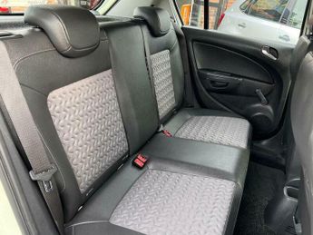 Vauxhall Corsa 1.4 16V SE Auto Euro 5 5dr