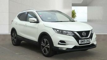 Nissan Qashqai 1.3 DIG-T N-Connecta SUV 5dr Petrol Manual Euro 6 (s/s) (140 ps)