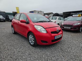 Toyota Yaris VVT-I TR