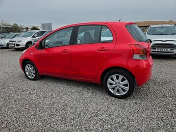 Toyota Yaris VVT-I TR