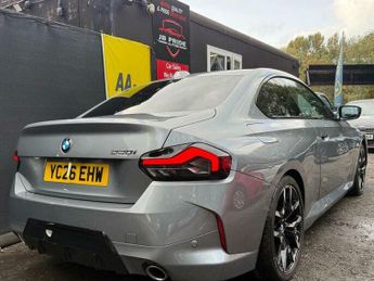 BMW 2 SERIES 2.0 220i M Sport Auto Euro 6 (s/s) 2dr