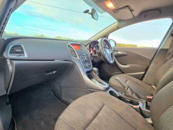 Vauxhall Astra 1.6 16V Exclusiv Sports Tourer Auto Euro 5 5dr