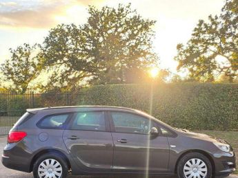 Vauxhall Astra 1.6 16V Exclusiv Sports Tourer Auto Euro 5 5dr