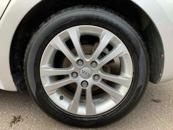 Kia Ceed 1.4 VR7 Sportswagon Euro 5 5dr