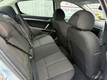 Peugeot 407 1.6 HDi SE 4dr