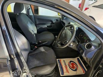 Ford Fiesta 1.4 TD Style 5dr