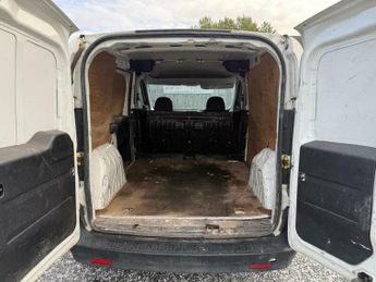Fiat Doblo 1.3 JTD MultiJetII 16v L1 H1 4dr