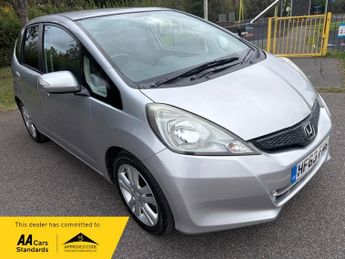 Honda Jazz I-VTEC ES PLUS