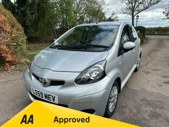 Toyota AYGO VVT-I PLATINUM AUTOMATIC