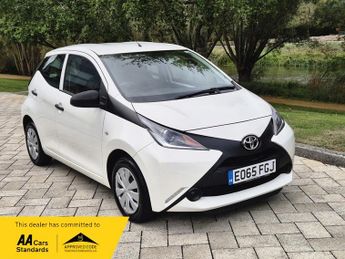Toyota AYGO 1.0 VVT-i x Hatchback 5dr Petrol Manual Euro 5 Euro 5 (68 ps)