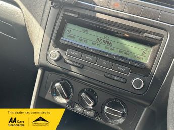 Volkswagen Polo 1.4 SE Hatchback 5dr Petrol DSG Euro 5 (85 ps)
