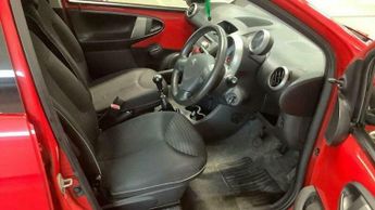 Peugeot 107 1.0 12V Allure Euro 5 5dr