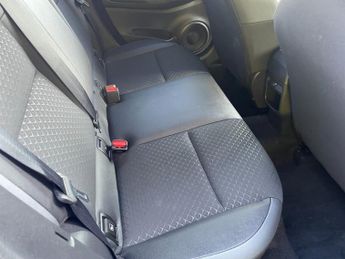 Nissan Juke 1.6 N-Connecta SUV 5dr Petrol Hybrid Auto Euro 6 (143 ps)