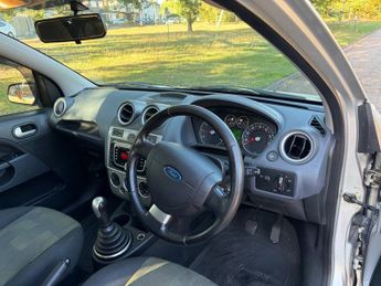 Ford Fiesta ZETEC CLIMATE 16V
