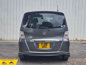 Honda Freed hybrid 7 seater 5dr