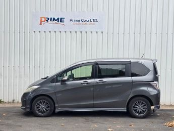 Honda Freed hybrid 7 seater 5dr