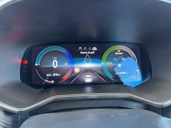 Renault Clio E-TECH ENGINEERED
