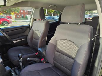 Ssangyong Korando 2.2D LE Euro 6 5dr
