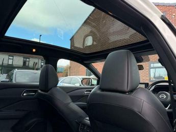 Nissan Qashqai 1.3 DIG-T MHEV Tekna XTRON Euro 6 (s/s) 5dr