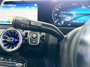 Mercedes-Benz A Class 2.0 A180d AMG Line (Premium Plus) 8G-DCT Euro 6 (s/s) 5dr
