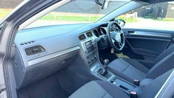 Volkswagen Golf 1.6 TDI BlueMotion Tech S Euro 5 (s/s) 5dr