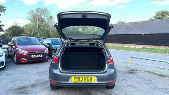 Volkswagen Golf 1.6 TDI BlueMotion Tech S Euro 5 (s/s) 5dr