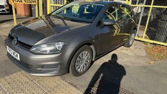 Volkswagen Golf 1.6 TDI BlueMotion Tech S Euro 5 (s/s) 5dr