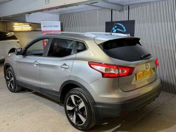 Nissan Qashqai 1.2 DIG-T n-tec+ XTRON 2WD Euro 5 (s/s) 5dr