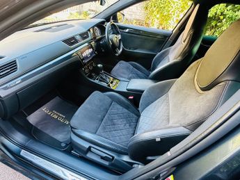 Skoda Superb SPORTLINE TDI DSG