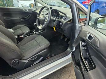 Ford Fiesta 1.0T EcoBoost Titanium Euro 5 (s/s) 3dr