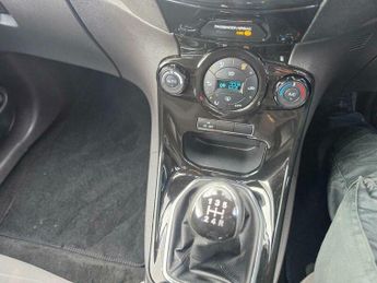 Ford Fiesta 1.0T EcoBoost Titanium Euro 5 (s/s) 3dr