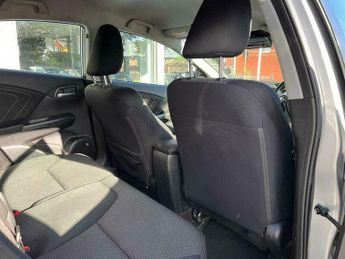 Honda Civic 1.6 i-DTEC SE Plus (Navi) Euro 5 (s/s) 5dr