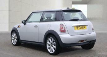 MINI Hatch 1.6 Cooper Auto Euro 5 3dr
