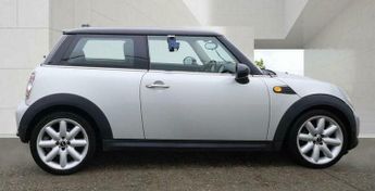 MINI Hatch 1.6 Cooper Auto Euro 5 3dr