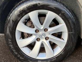Peugeot Partner Tepee 1.2 PureTech Outdoor MPV 5dr Petrol Manual Euro 6 (s/s) (110 ps)