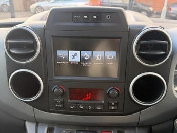 Peugeot Partner Tepee 1.2 PureTech Outdoor MPV 5dr Petrol Manual Euro 6 (s/s) (110 ps)