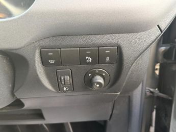 Peugeot Partner Tepee 1.2 PureTech Outdoor MPV 5dr Petrol Manual Euro 6 (s/s) (110 ps)