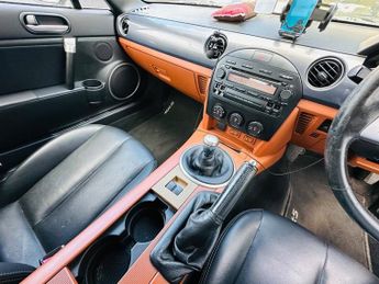 Mazda MX-5 SPORT