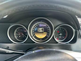 Mercedes-Benz C Class 2.1 C220 CDI BlueEfficiency SE Euro 5 (s/s) 4dr