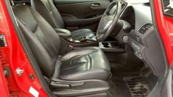 Nissan Leaf 30kWh Tekna Auto 5dr