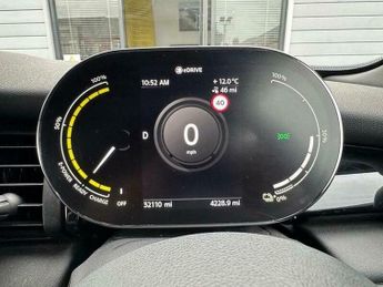 MINI Hatch Cooper SE 32.6kWh Level 2 Hatchback 3dr Electric Auto (184 ps)
