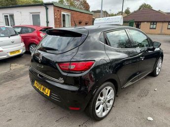 Renault Clio 0.9 TCe Iconic Euro 6 (s/s) 5dr
