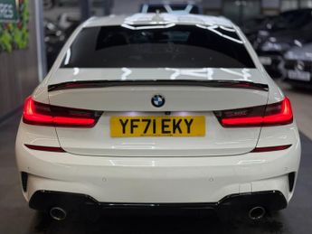 BMW 3 SERIES 318i M SPORT [3X SERVICES, SAT NAV, LEATHER, BODY KIT & REAR CAM
