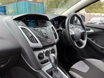 Ford Focus 1.6 Zetec Powershift Euro 5 5dr