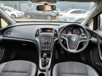 Vauxhall Astra 1.6 16v S Euro 5 5dr