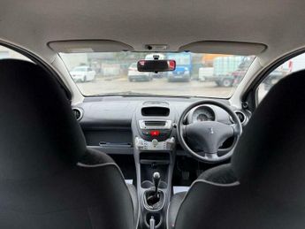 Peugeot 107 1.0 12V Urban Euro 5 5dr