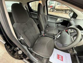 Peugeot 107 1.0 12V Urban Euro 5 5dr