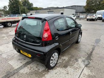 Peugeot 107 1.0 12V Urban Euro 5 5dr