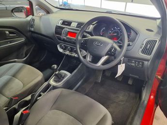 Kia Rio 1